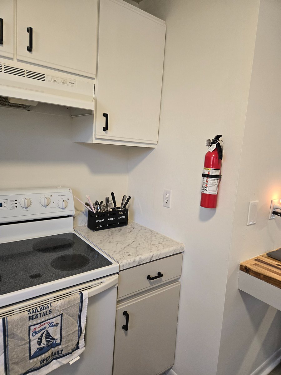 Furnished Finder property 789270_1 photo 8