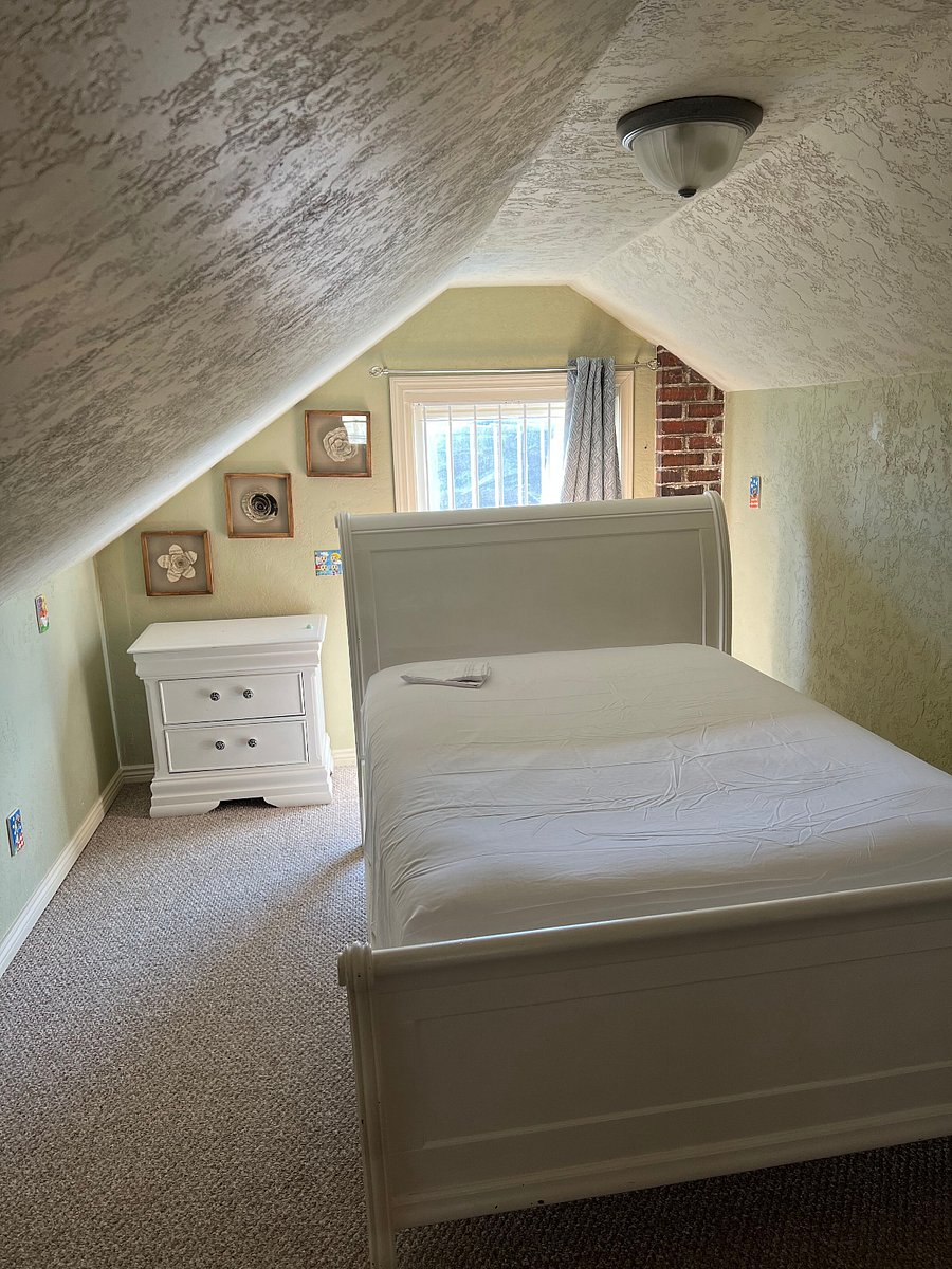 Attic bedroom