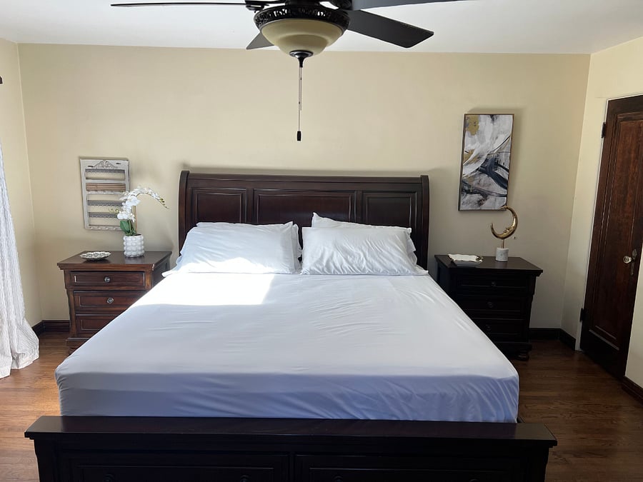 King bed master bedroom