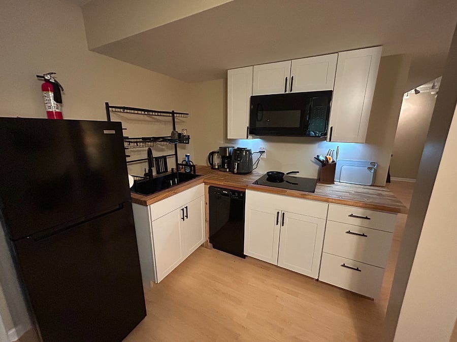 Furnished Finder property 789627_1 photo 3
