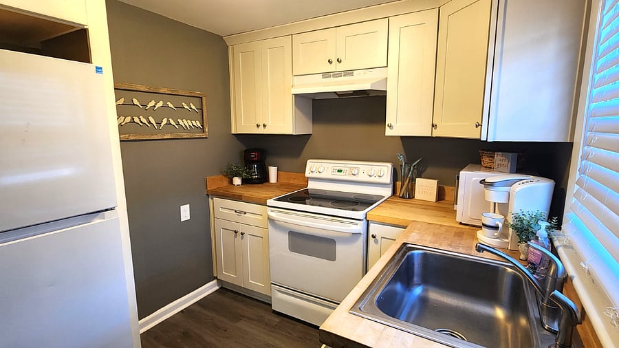 Fully equipped kitchen