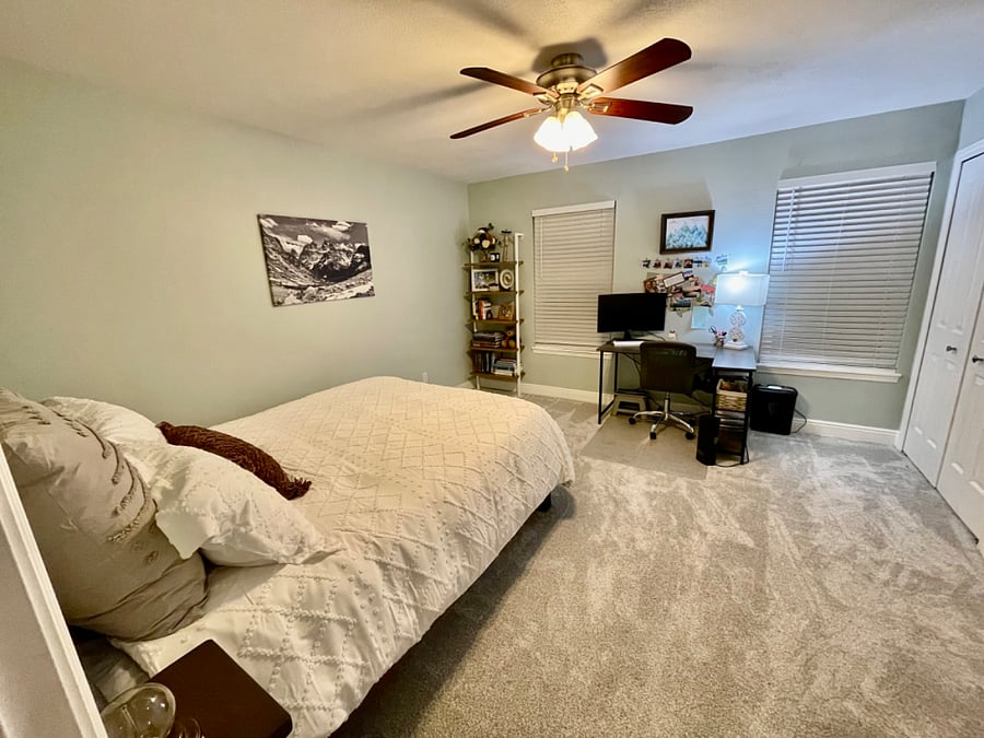 Room looking in from the hallway