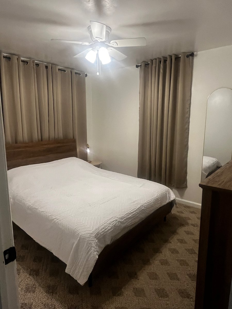 Bedroom #1
