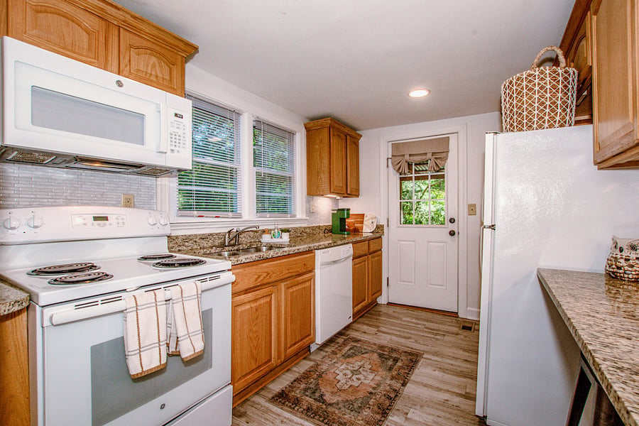 Furnished Finder property 790080_1 photo 11