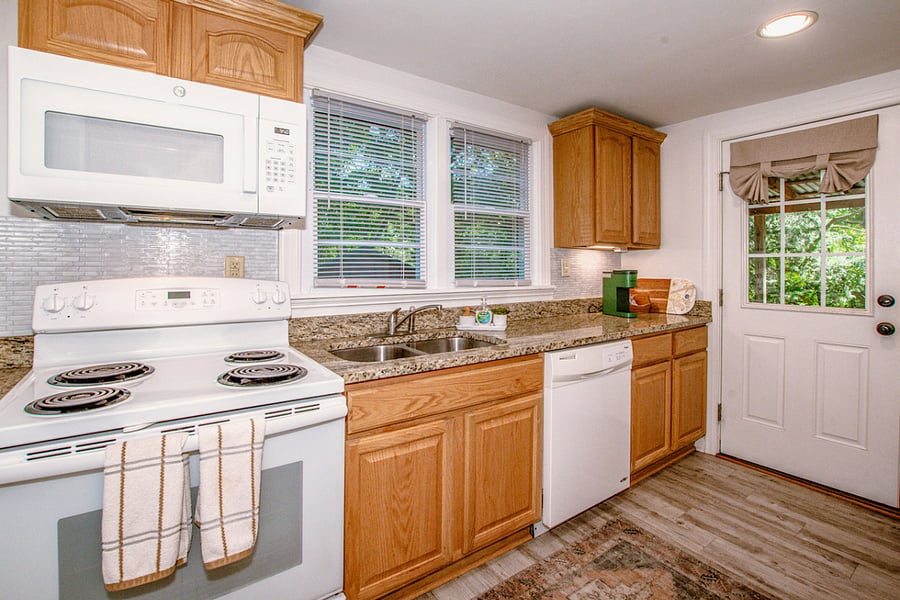 Furnished Finder property 790080_1 photo 12