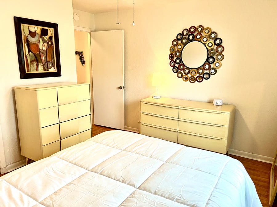 Second bedroom, View 2.