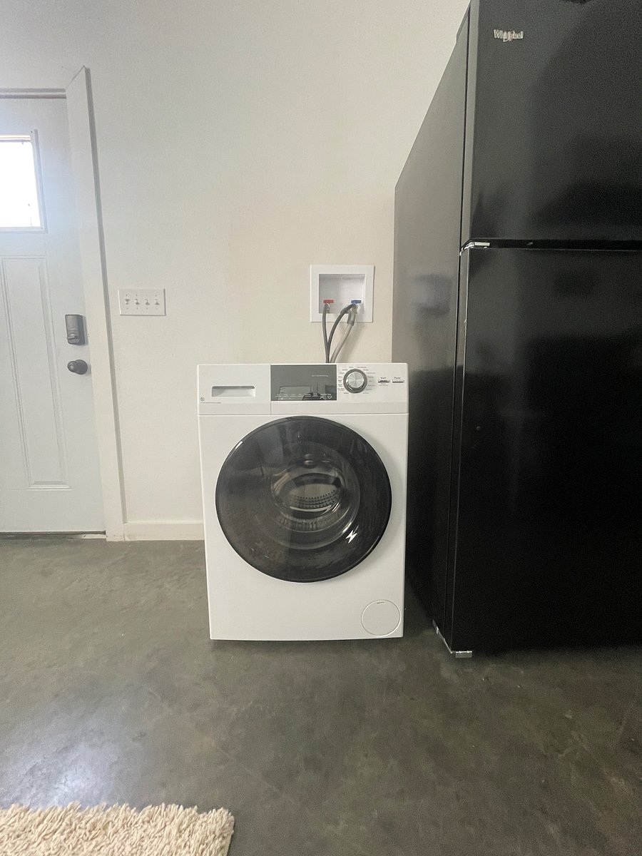 Brand new Washer/Drier! Its a Combo Unit to save space and get all your laundry done!