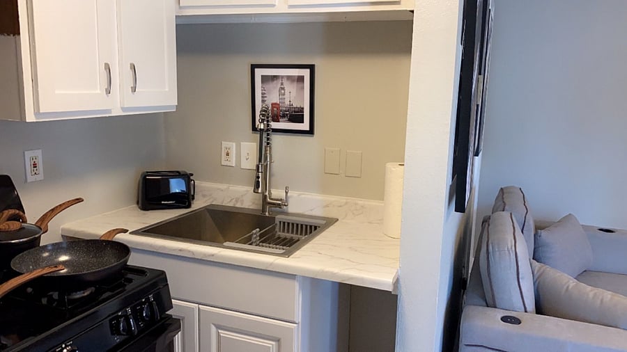 Furnished Finder property 790378_4 photo 4