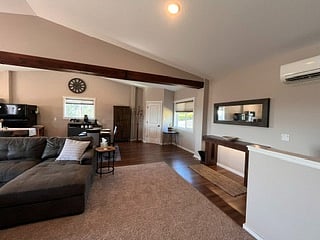 Furnished Finder property 790395_1 photo 28