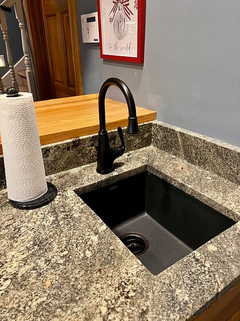 kitchenette in dedicated apartment - sink