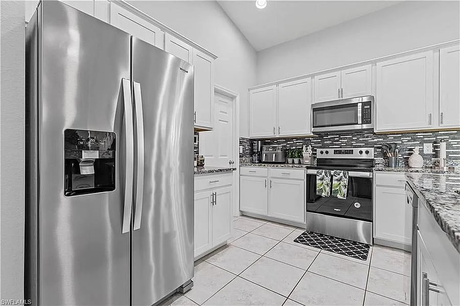 Furnished Finder property 790620_2 photo 12