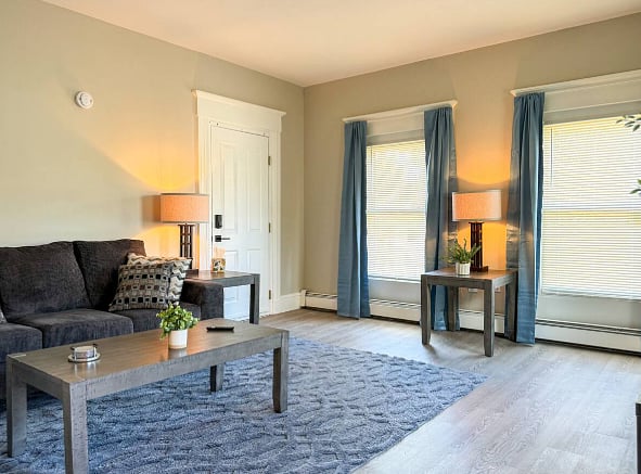 Furnished Finder property 790756_1 photo 3