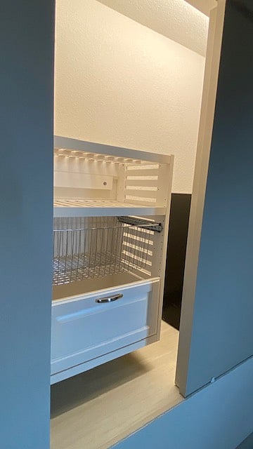 Golf room closet