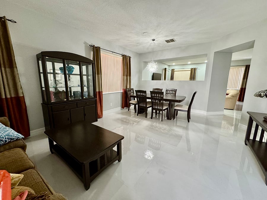 Furnished Finder property 790906_1 photo 3