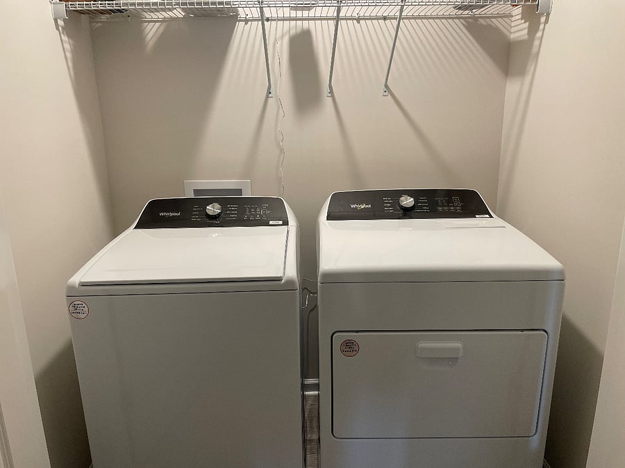Washer & Dryer Closte