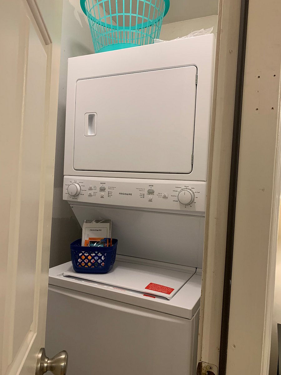 Washer and dryer inside the casita.