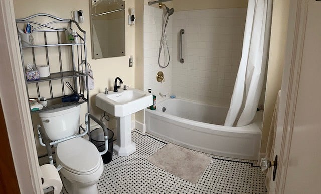 Upstairs bathroom with shower and hairdryer