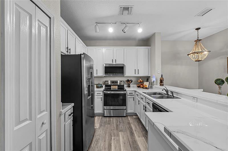 Furnished Finder property 791461_1 photo 5