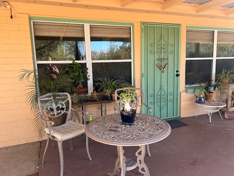 Back patio bistro area