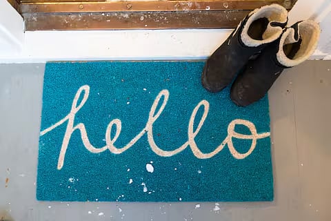 Hello and Welcome to the Seward Guesthouse!