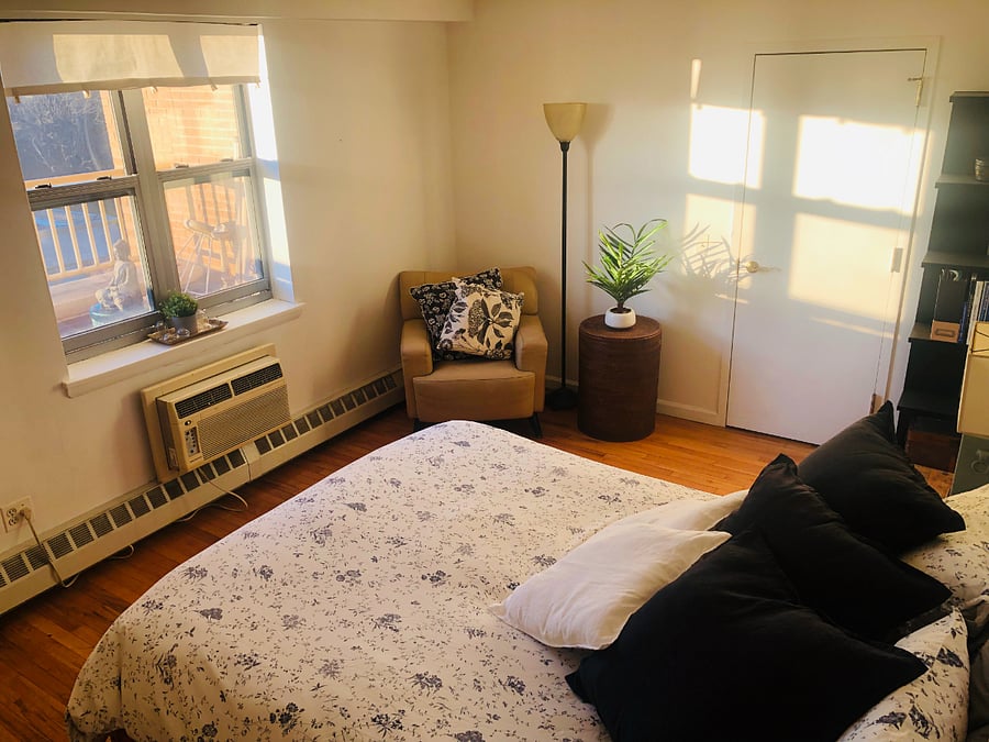 Bedroom #2, w/its own private ensuite bathroom