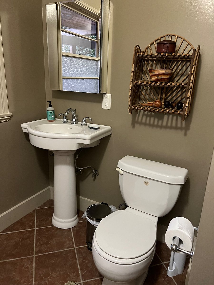 Laundry/Bathroom off of kitchen.