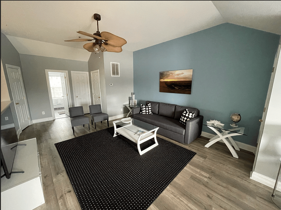 Third Floor Living Room