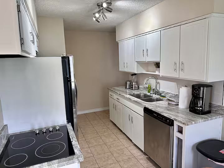 Furnished Finder property 792064_1 photo 8