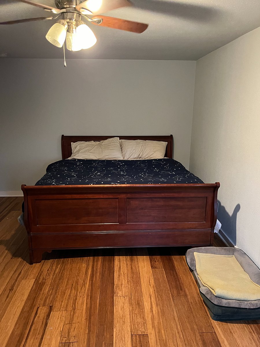 Master bedroom; king-size bed
