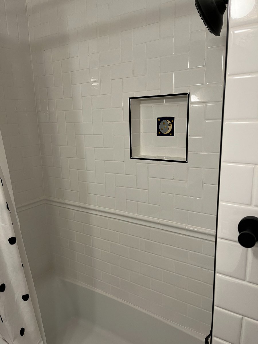 Guest shower