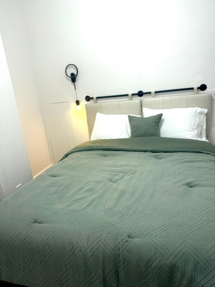 Furnished Finder property 792260_1 photo 4