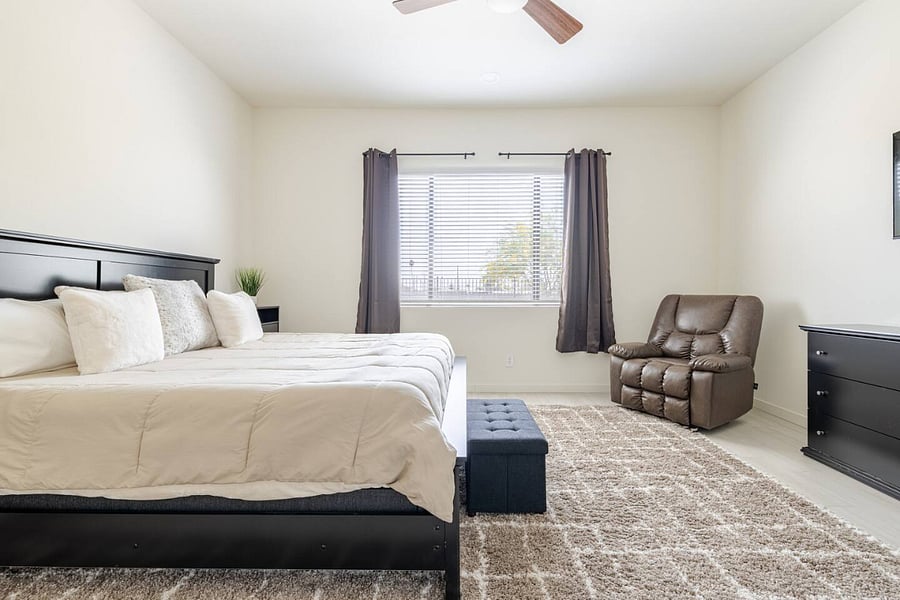 Master King Bedroom