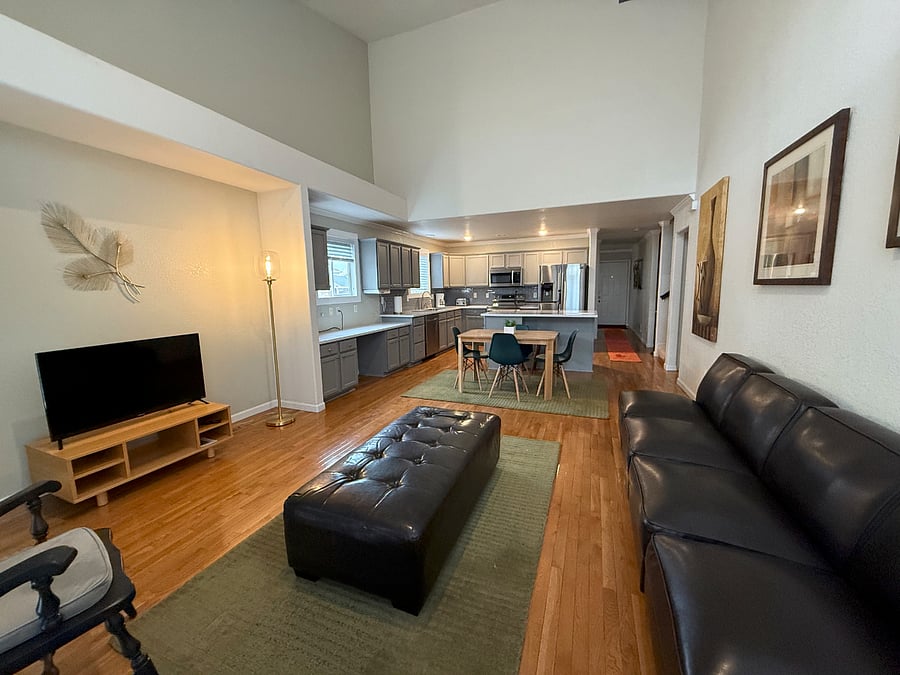 Furnished Finder property 792450_1 photo 1