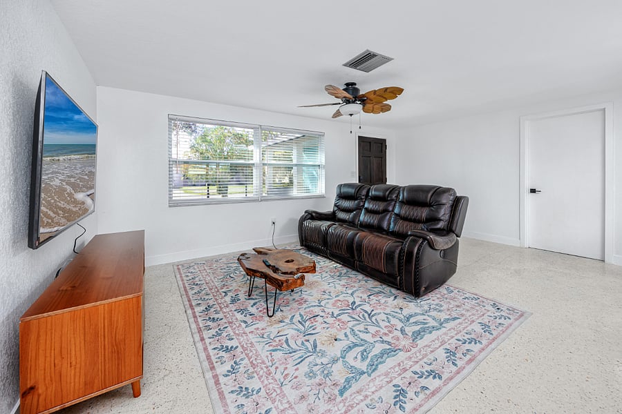 Furnished Finder property 792475_1 photo 3