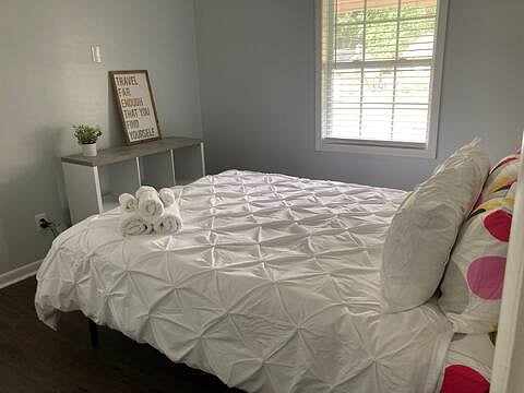 2nd bedroom (now has a TV)