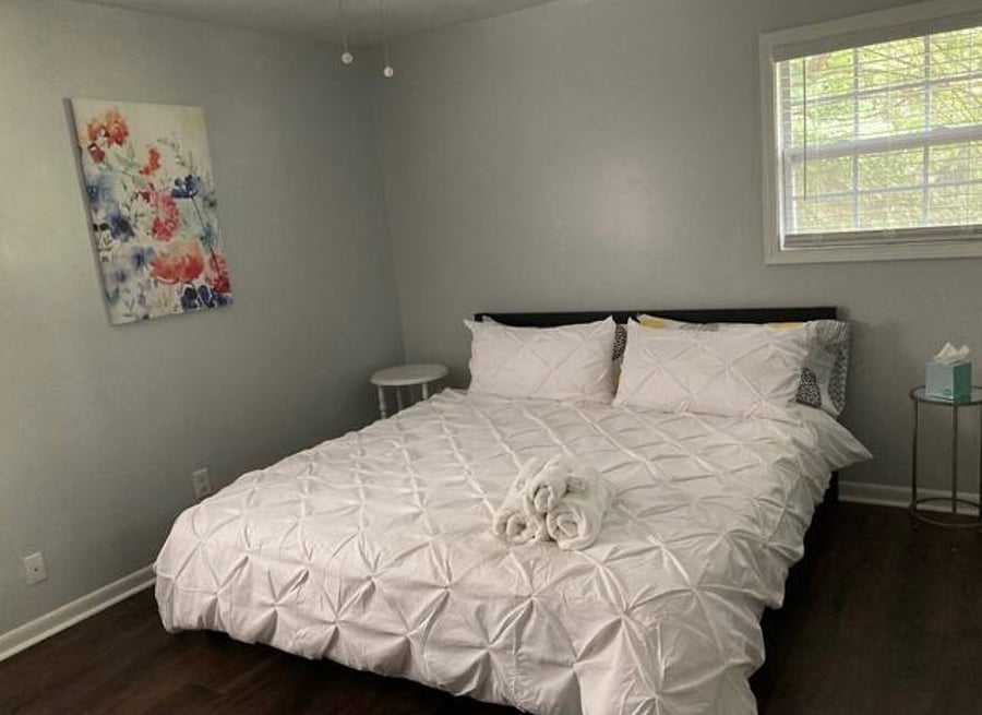Primary, king memory foam bed