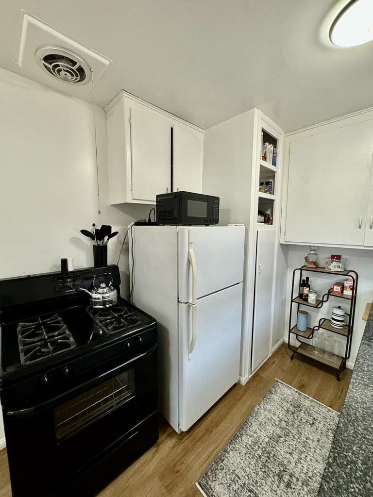 Fully stocked kitchen