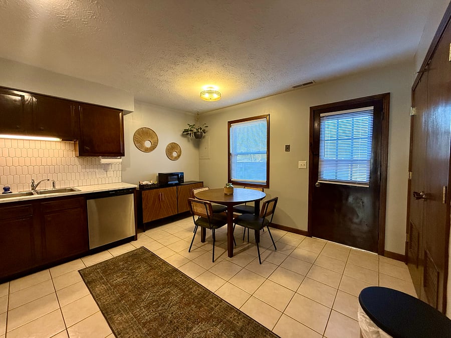 Furnished Finder property 792689_1 photo 8