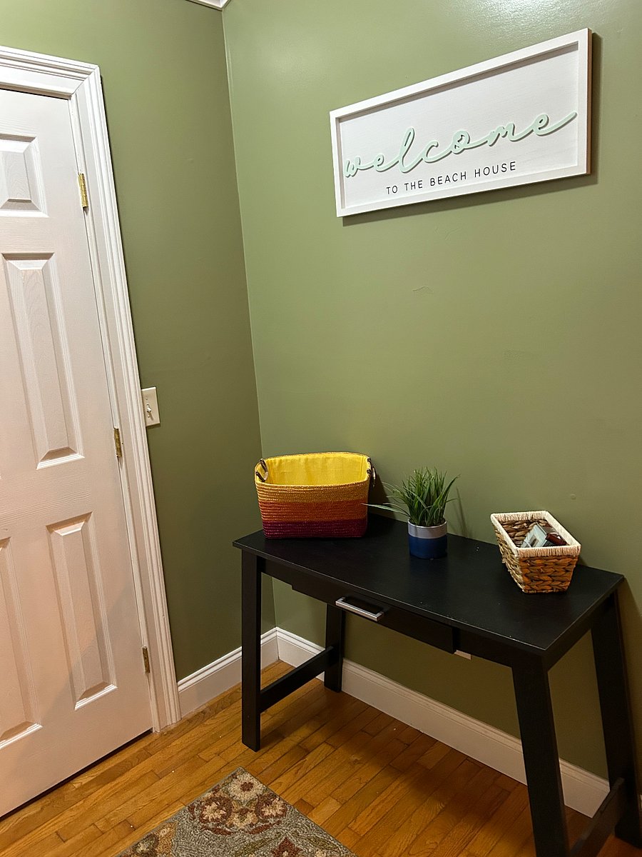 Entrance to the apartment 