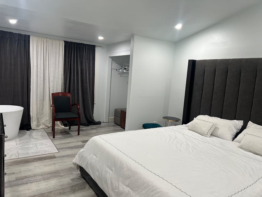 Furnished Finder property 792782_1 photo 4