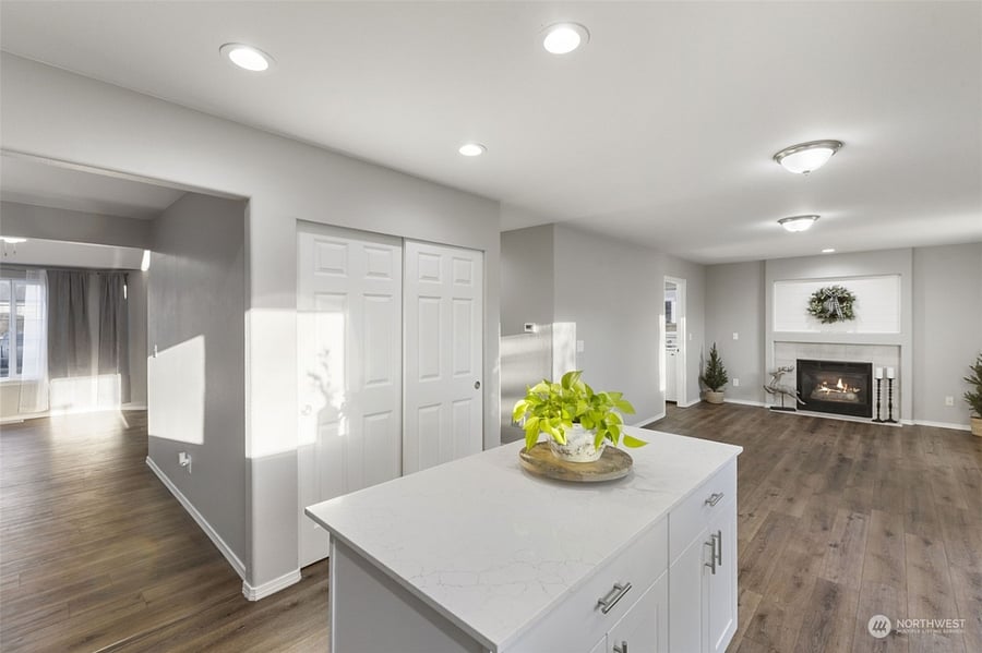 Furnished Finder property 792789_1 photo 7