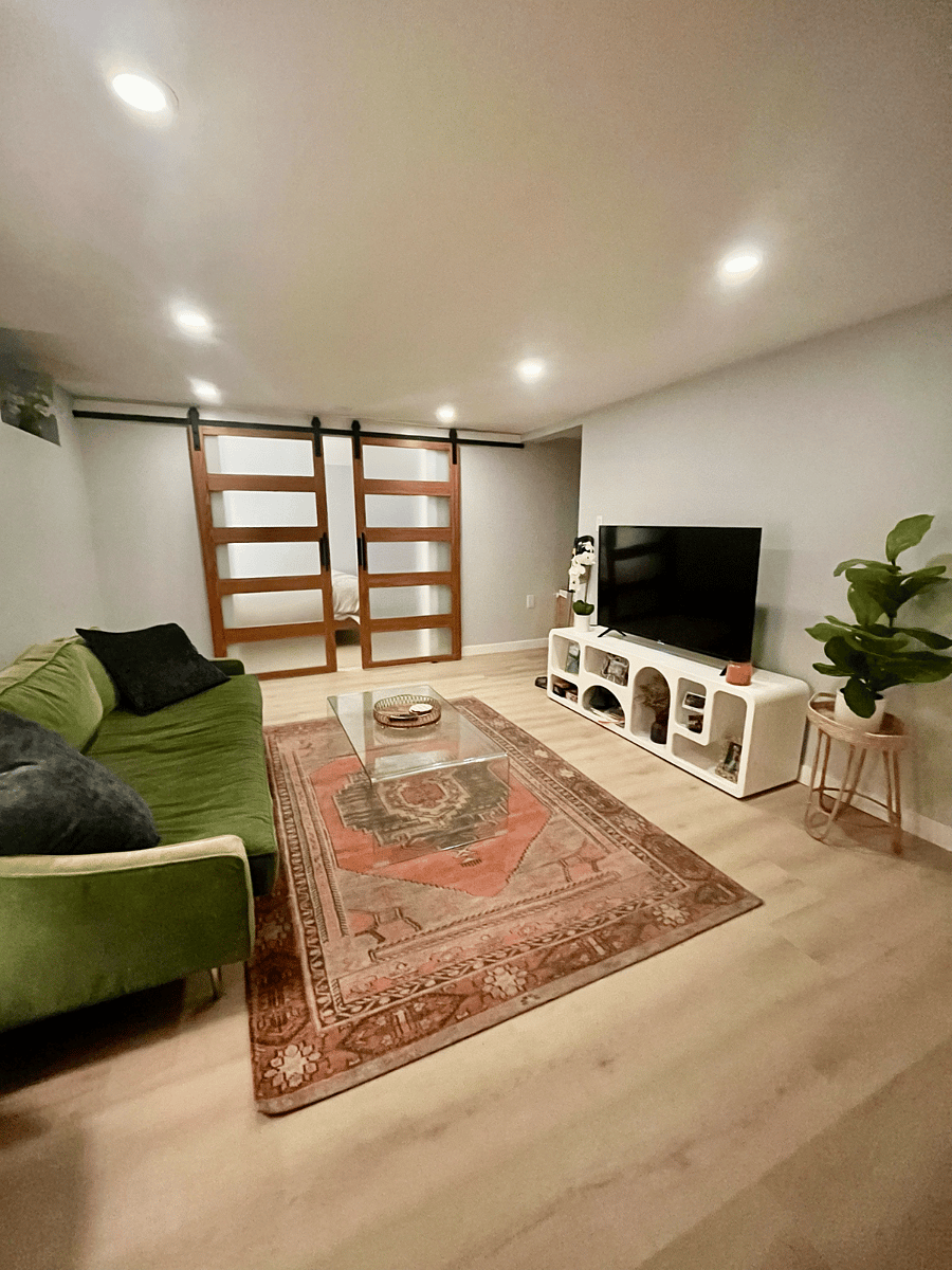 Charming updated private unit