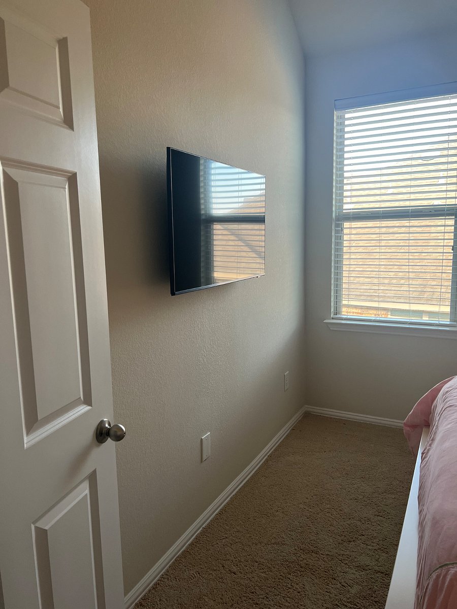 Furnished Finder property 793286_2 photo 3