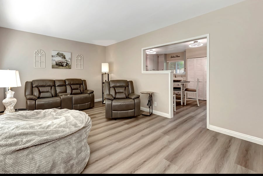 Frontroom cmmon area