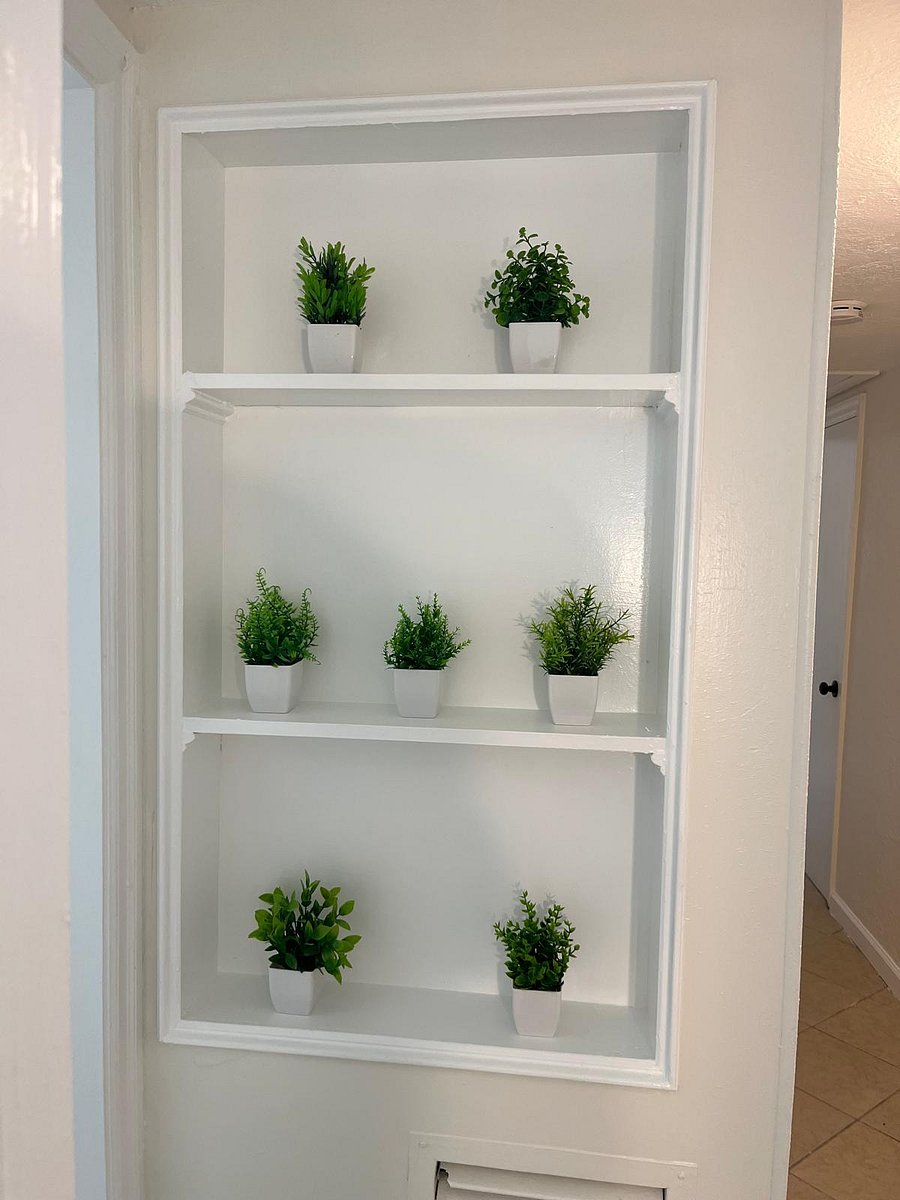 Main house decor