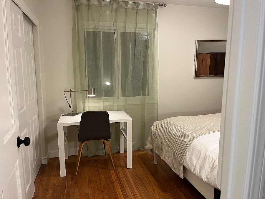 Bedroom 2 with queen size bed. 