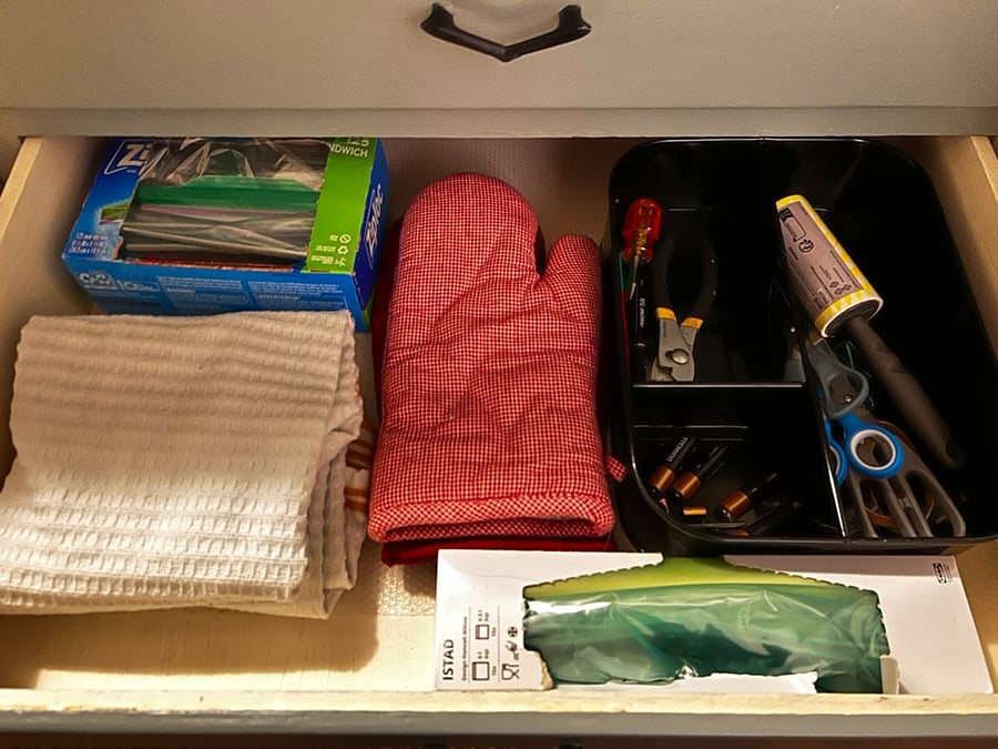 kitchen is fully equipped for life, no need to buy anything.