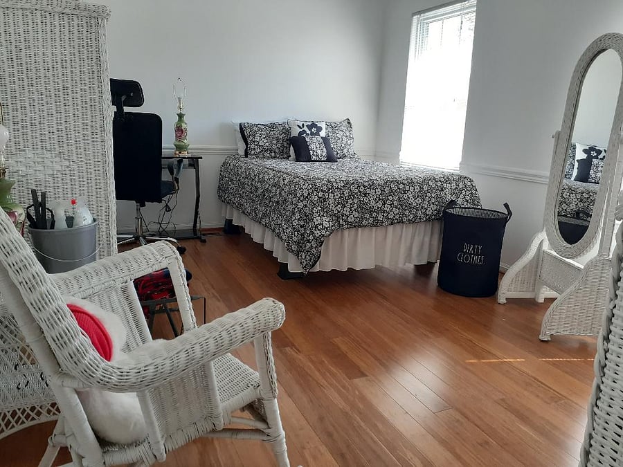 Bedroom 2, third floor, $1000/m