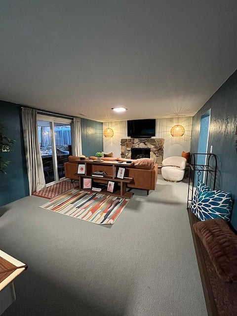 Lower Level Lounge Area