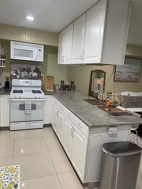 Furnished Finder property 794074_1 photo 23